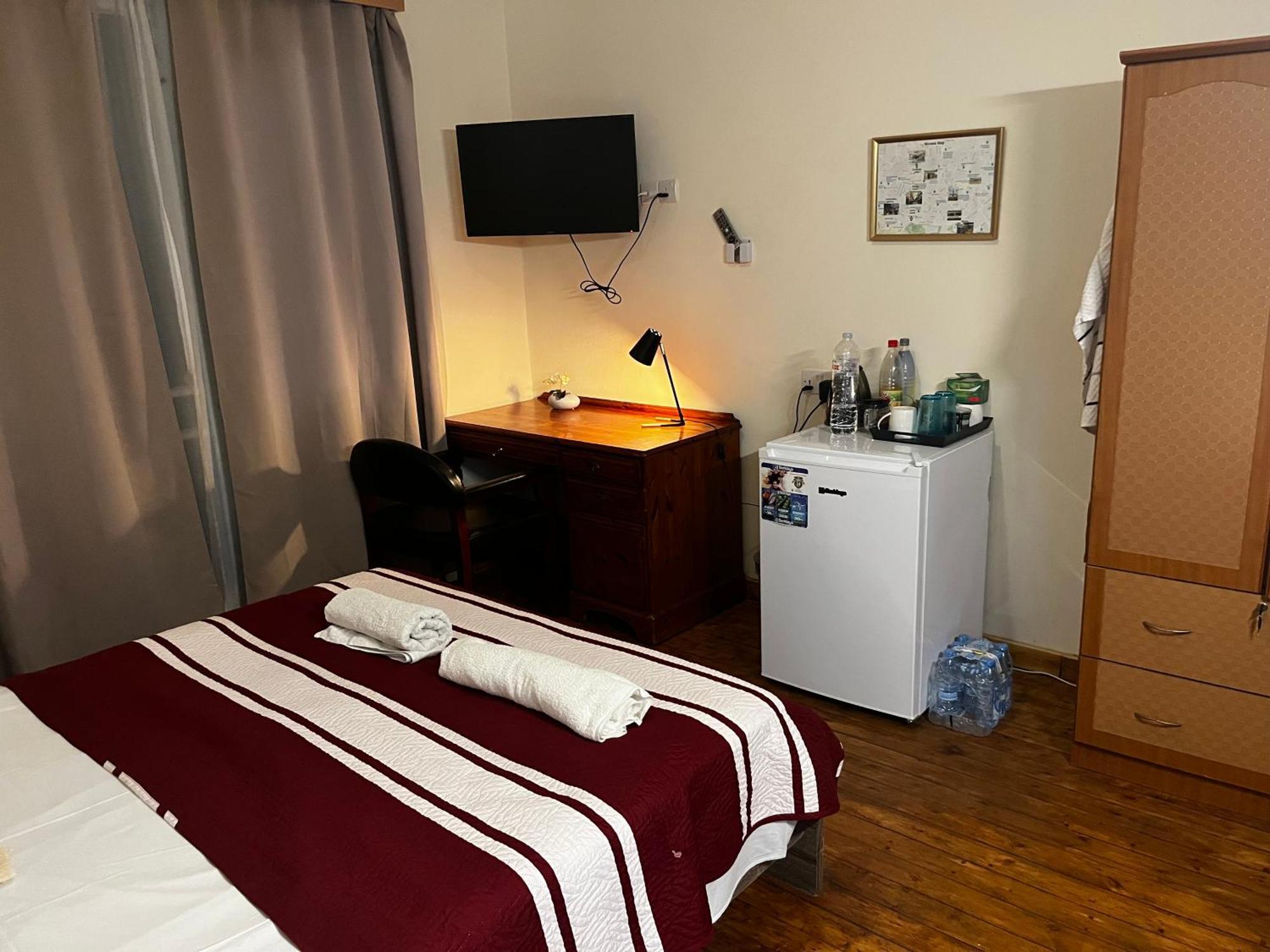 Xanthis Hostel Nicosia City Centre Esterno foto