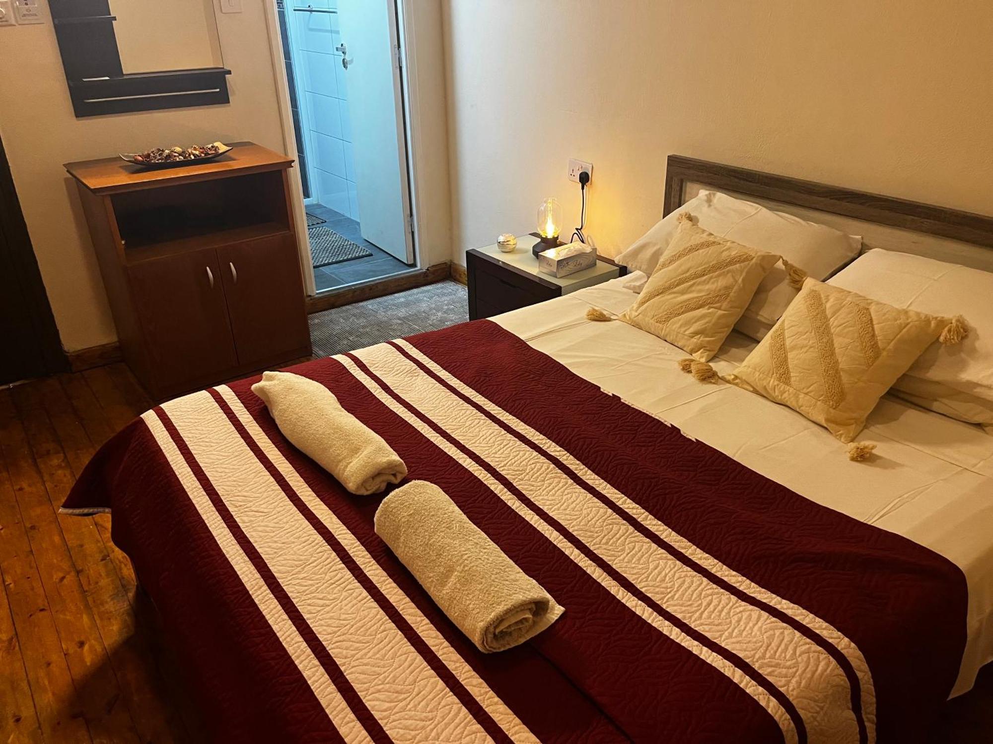 Xanthis Hostel Nicosia City Centre Esterno foto